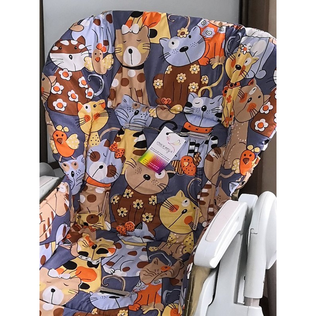  Купить чехол на стульчик для кормления Happy Baby Kevin (Любимые коты, двусторонний)